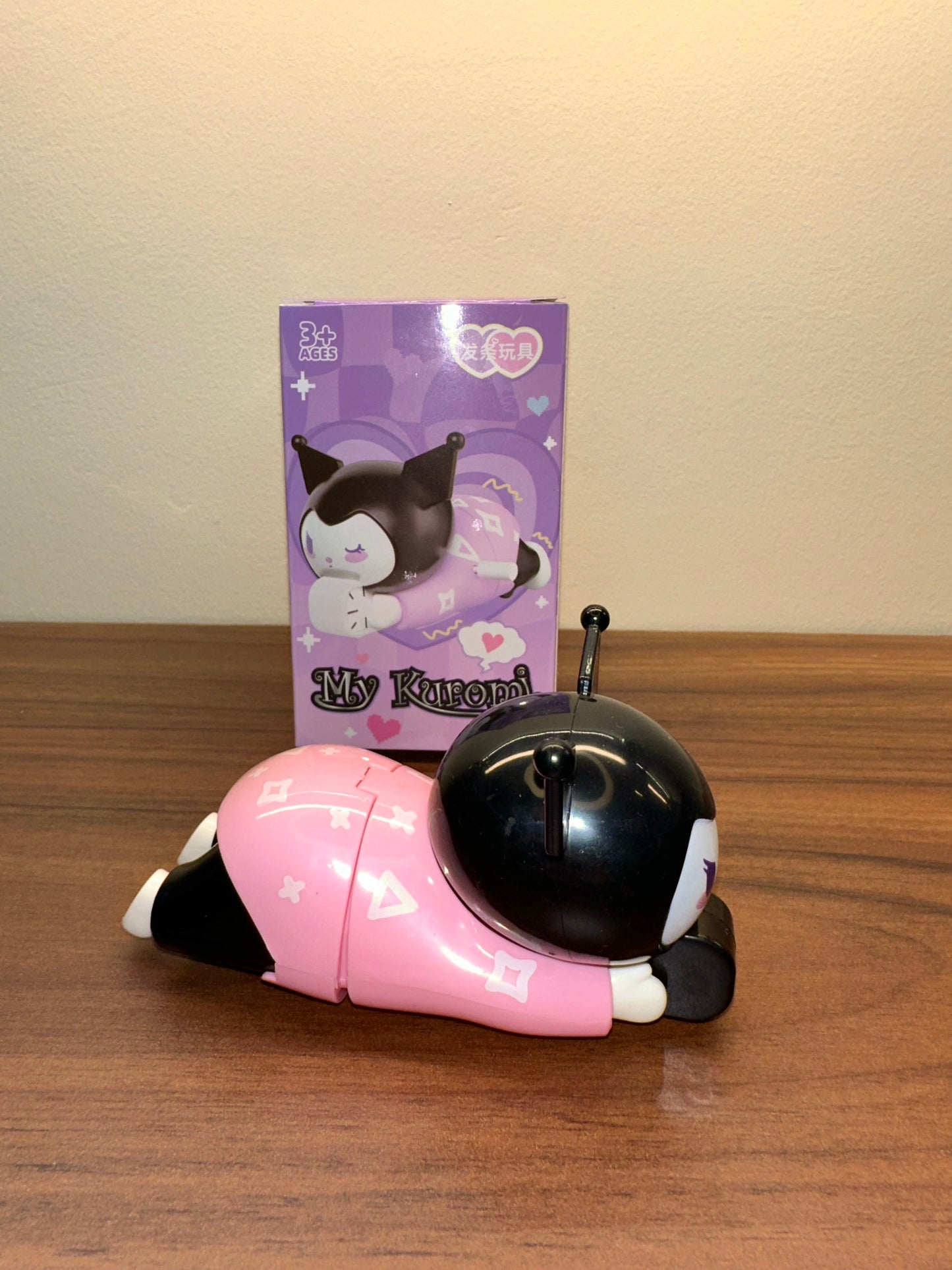 Kuromi moving figure ( Black & Pink )