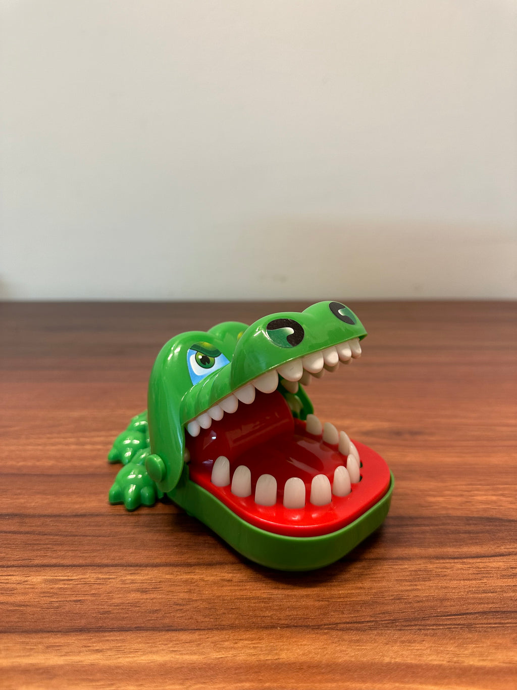 Snapping Crocodile Game
