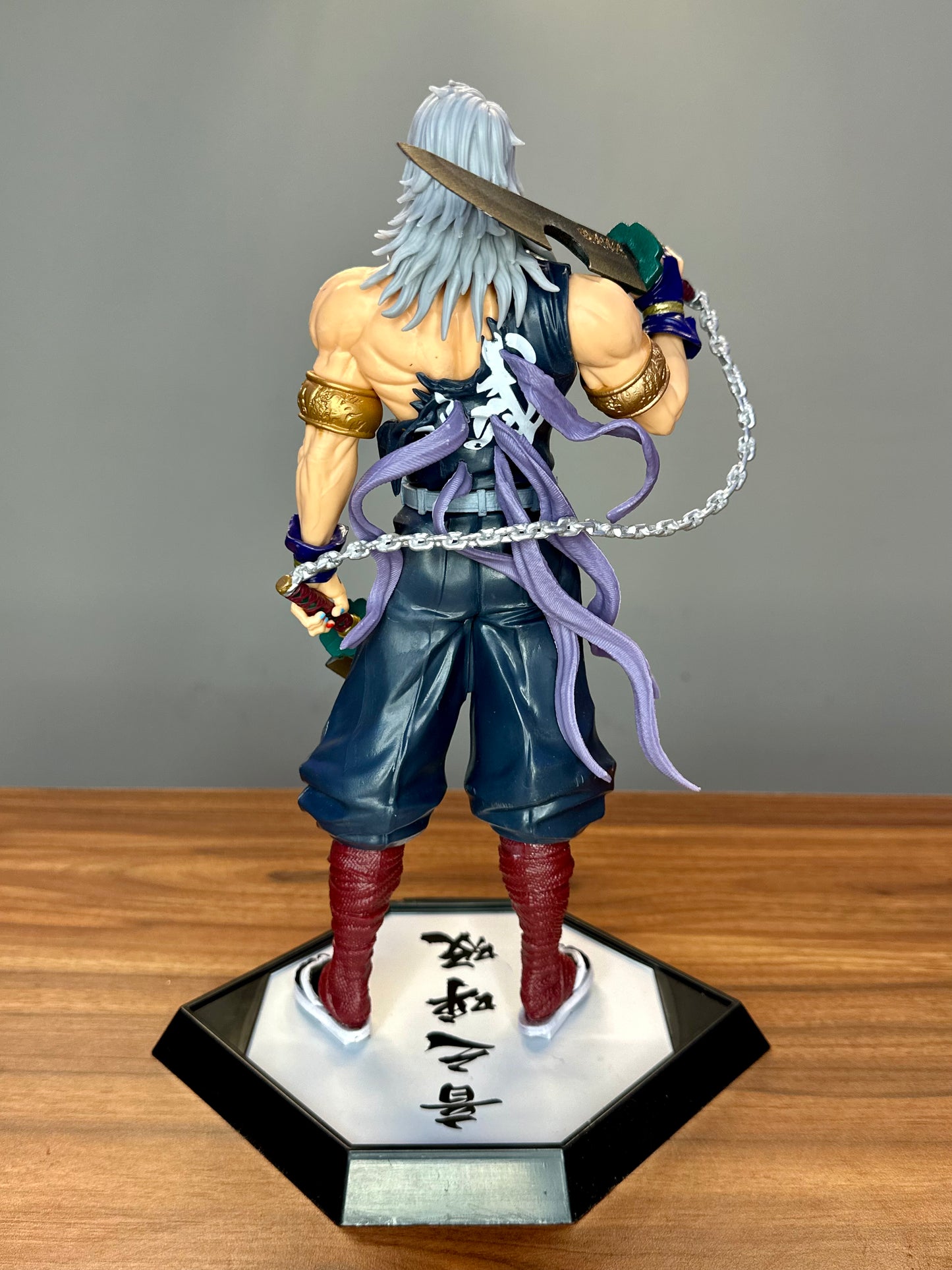 Tengen Uzui Action Figure